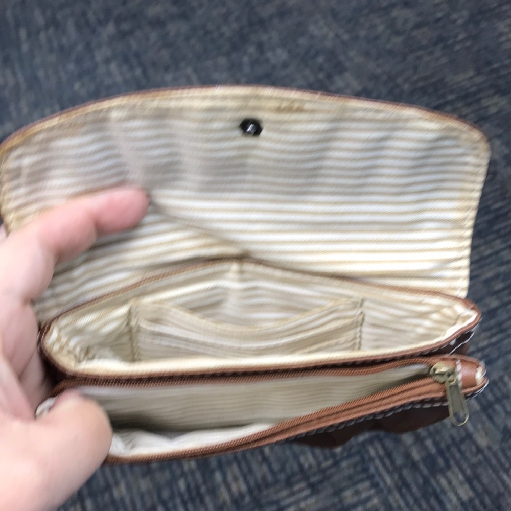 Wallet - Picture 3 of 3
